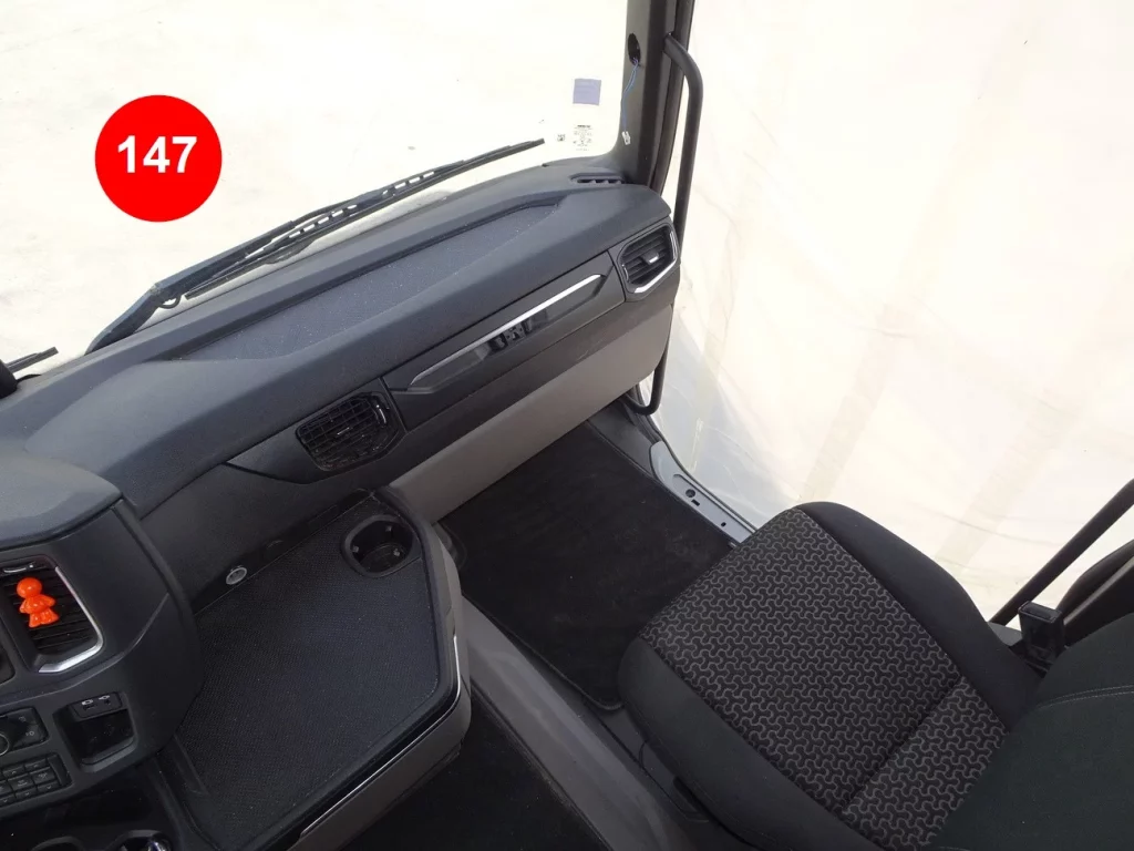 itt_vehicle_file_6a905ac0551a5.webp