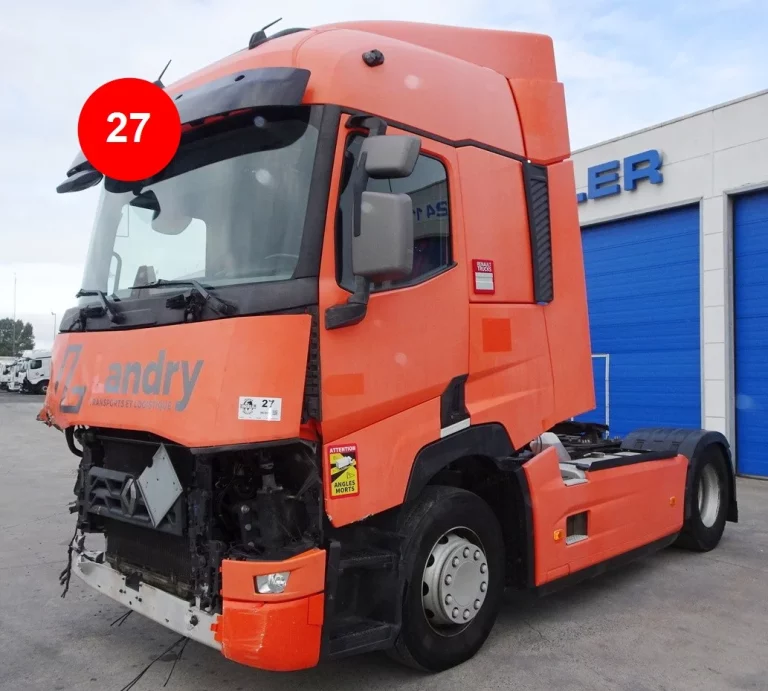 RENAULT T520