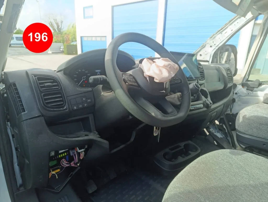 itt_vehicle_file_6ae493f32cb4b.webp